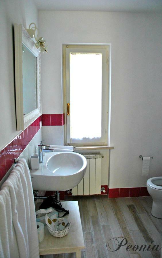 Bed And Breakfast Le Azalee Numana Exterior foto