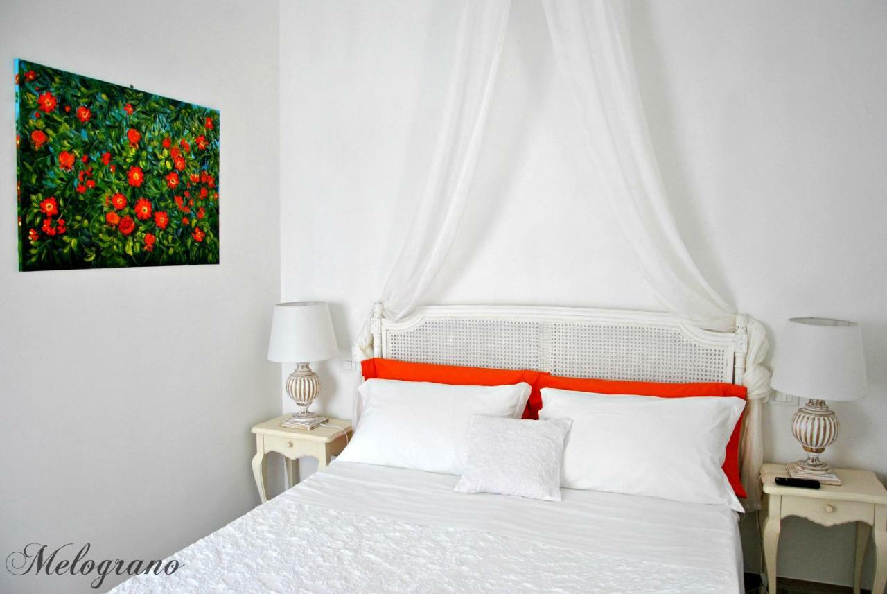 Bed And Breakfast Le Azalee Numana Exterior foto